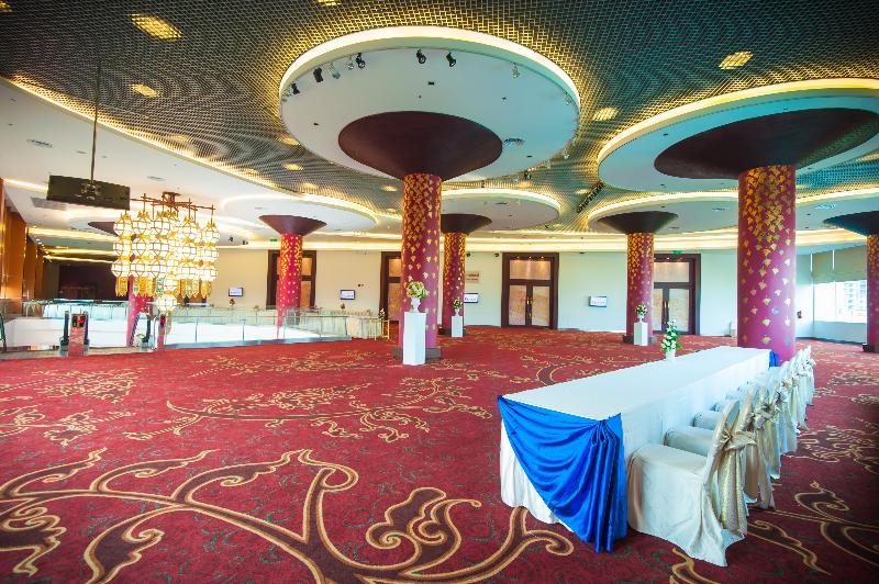The Empress Hotel - Sha Extra Plus Чіангмай Екстер'єр фото