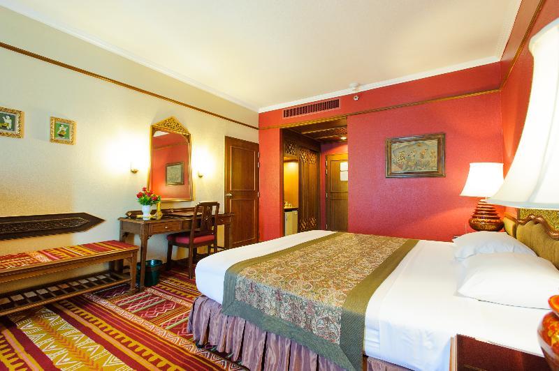 The Empress Hotel - Sha Extra Plus Чіангмай Екстер'єр фото